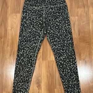 PINK Victoria's Secret Olive & Black Leopard Print Leggings